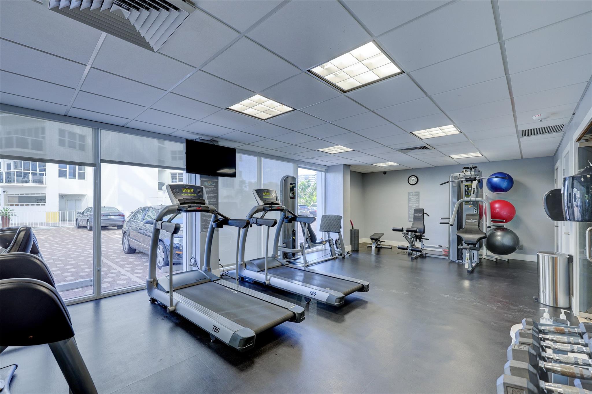 Regency Tower South - Residential