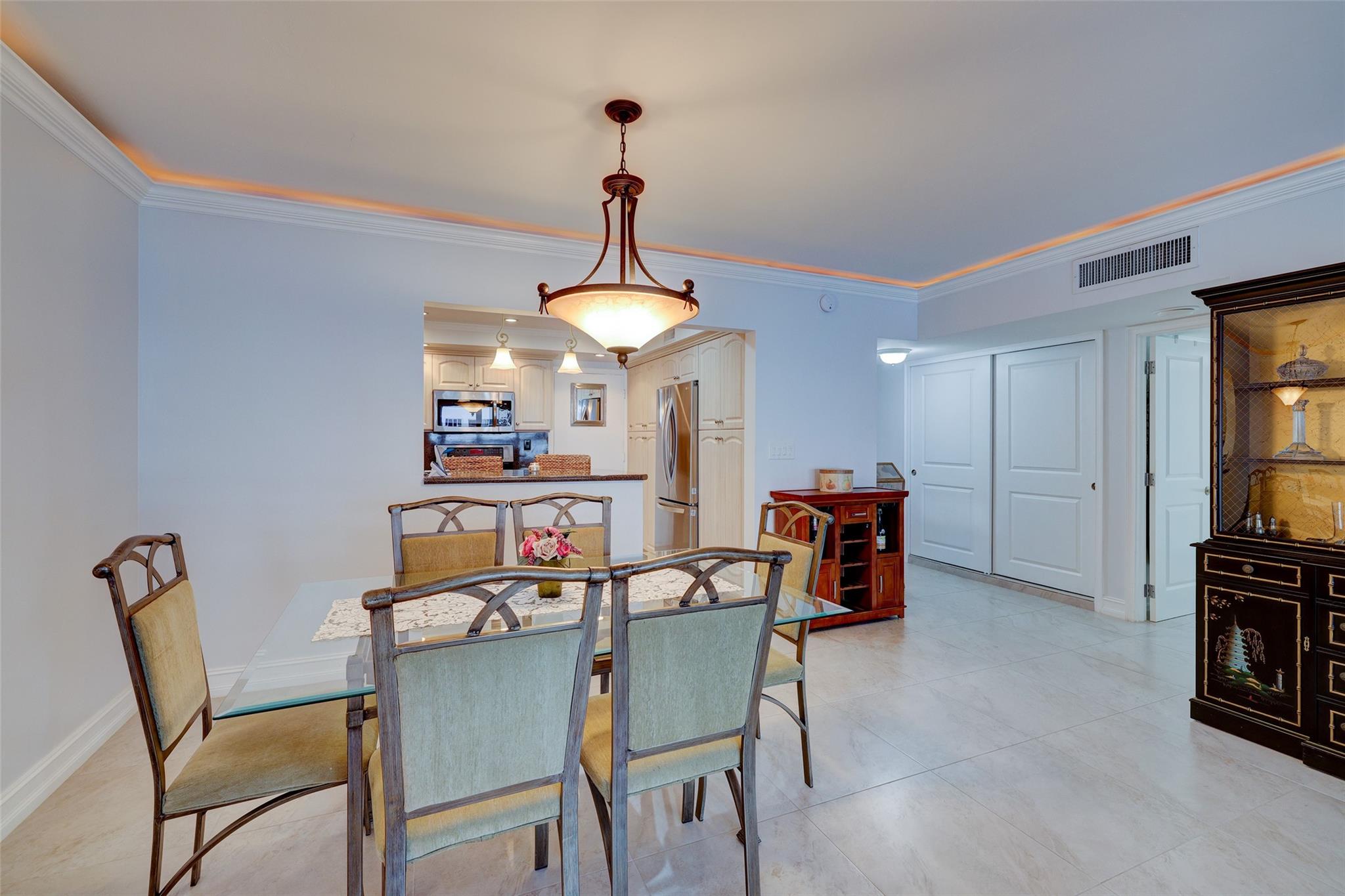 Regency Tower South - Residential