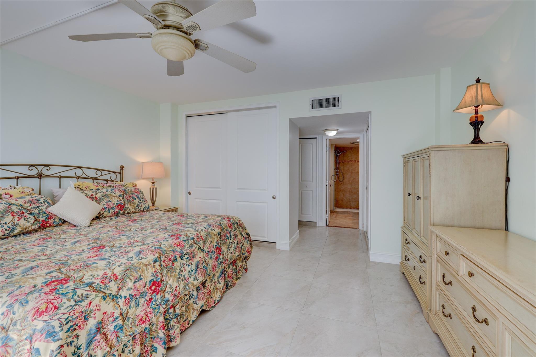 Regency Tower South - Residential