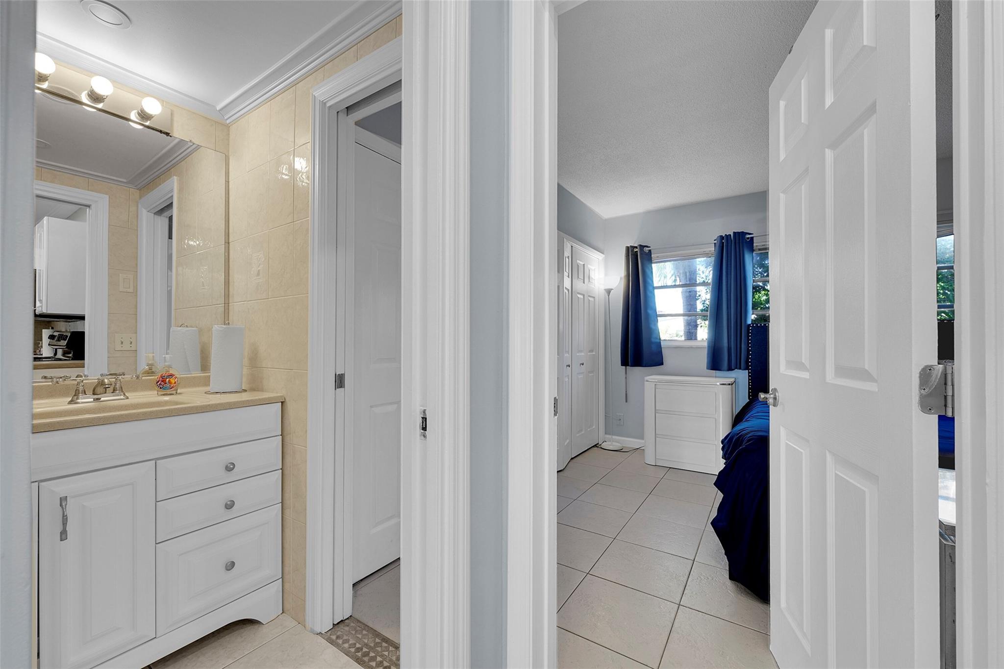 Bougainvilla 4627 Condo - Residential Lease