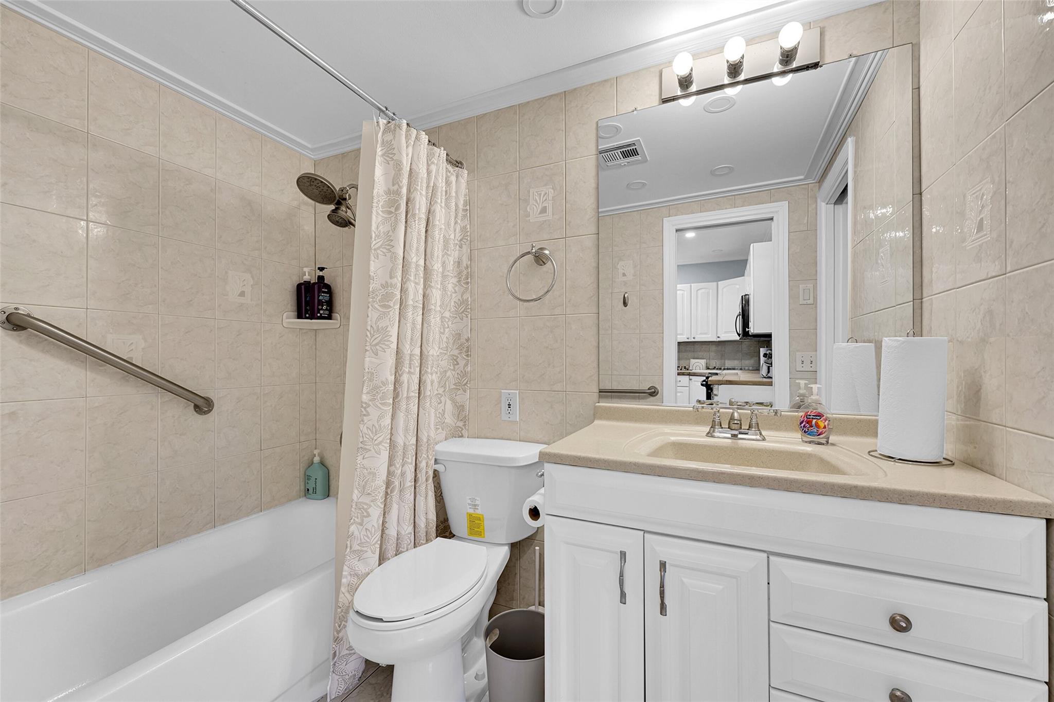 Bougainvilla 4627 Condo - Residential Lease