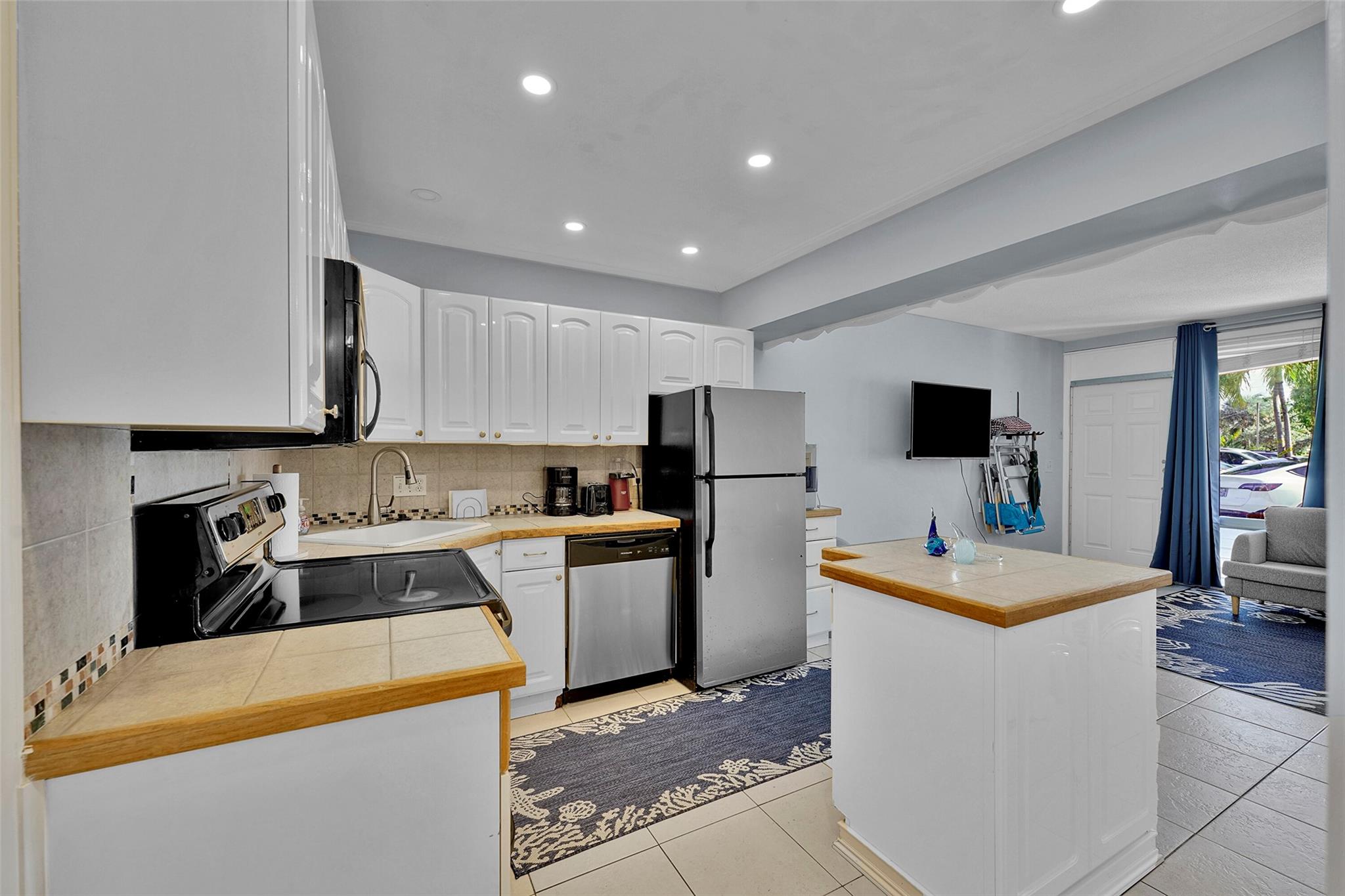 Bougainvilla 4627 Condo - Residential Lease