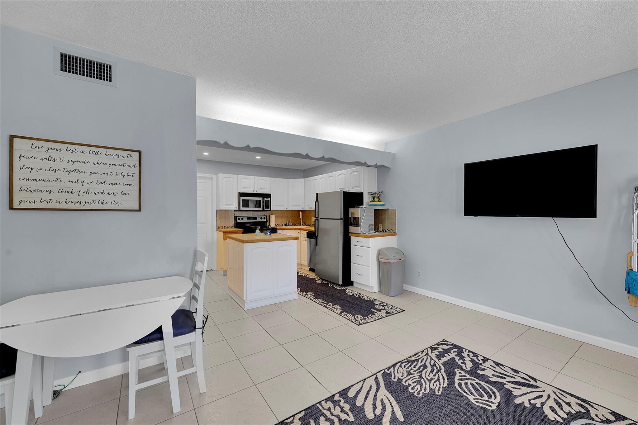 Bougainvilla 4627 Condo - Residential Lease