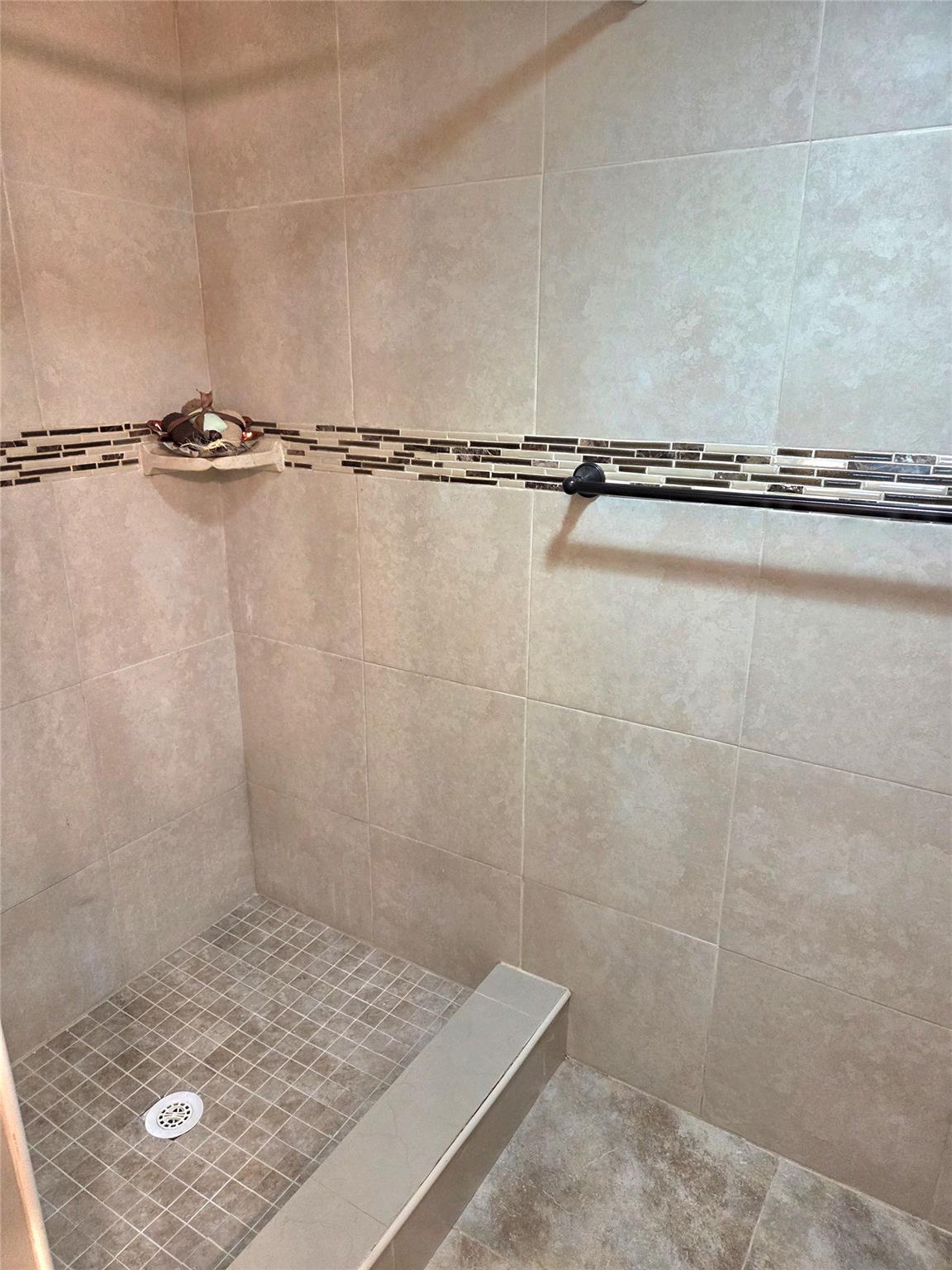 North Hampton Court Condo - Residential Lease