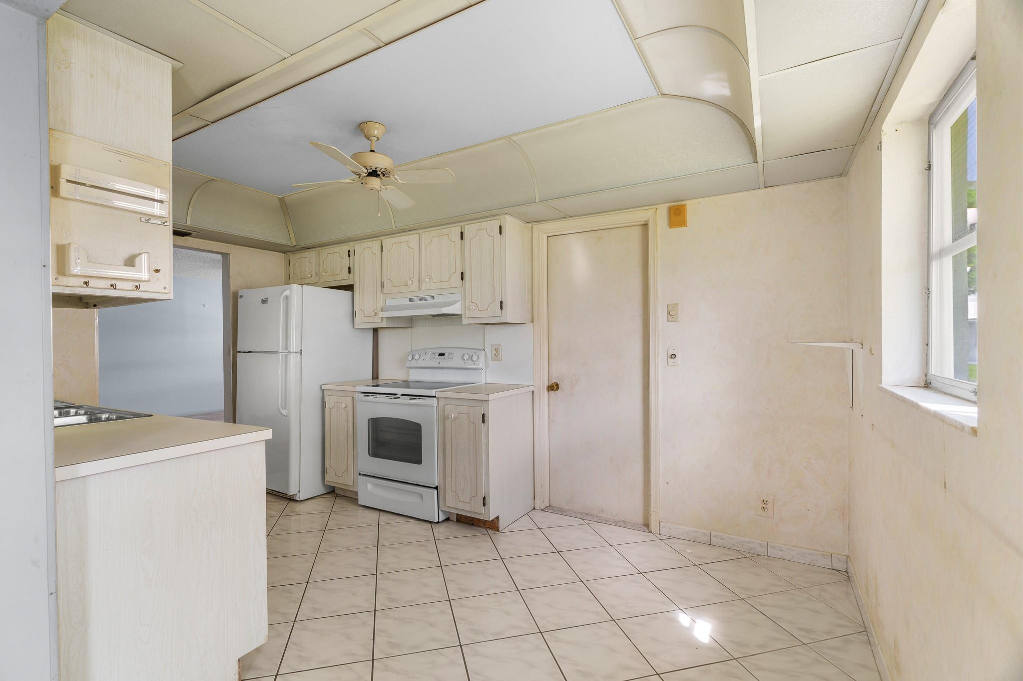 Lauderdale West 2 Sec 78- - Residential