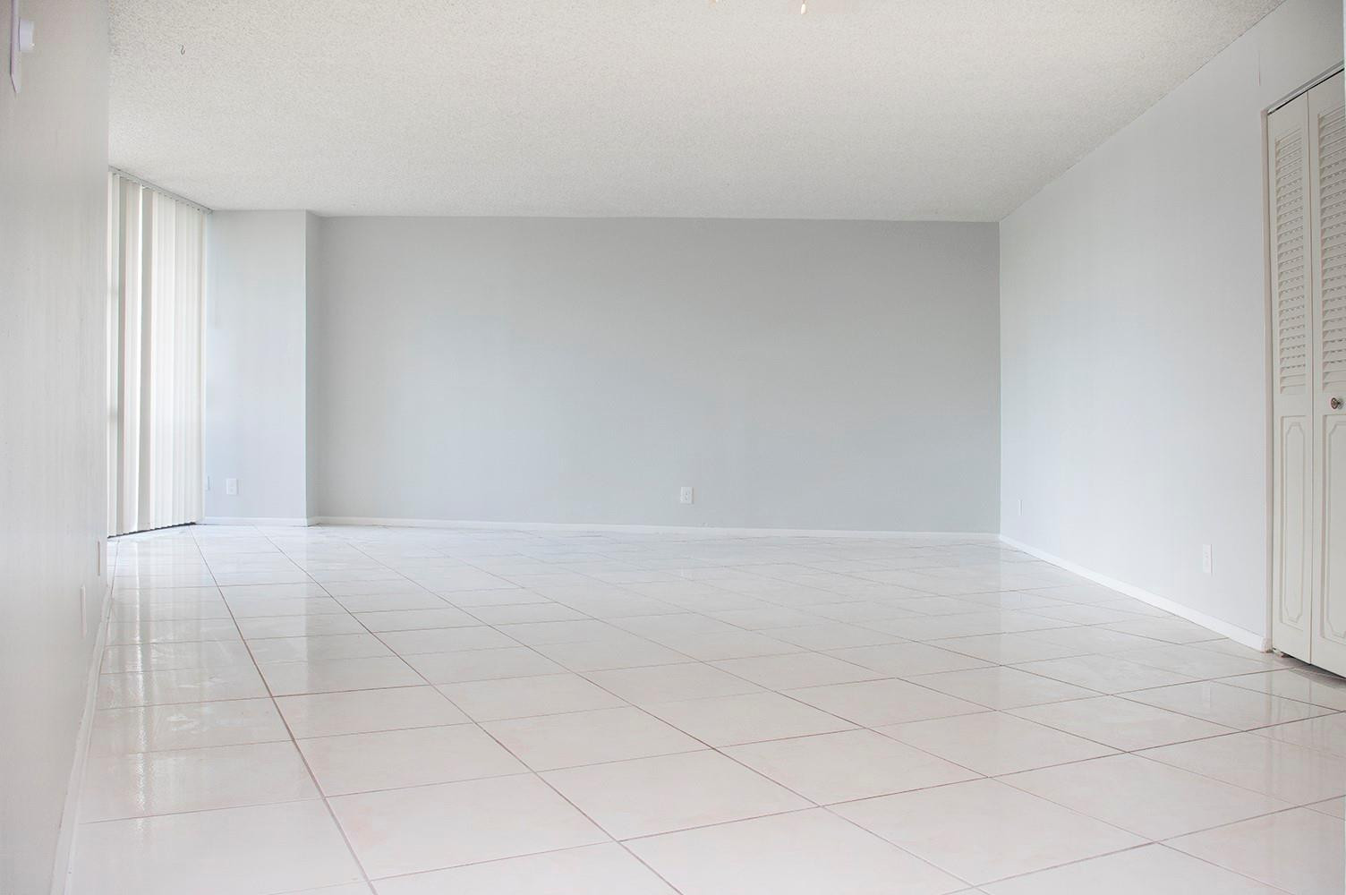 800 Parkview Drive 411