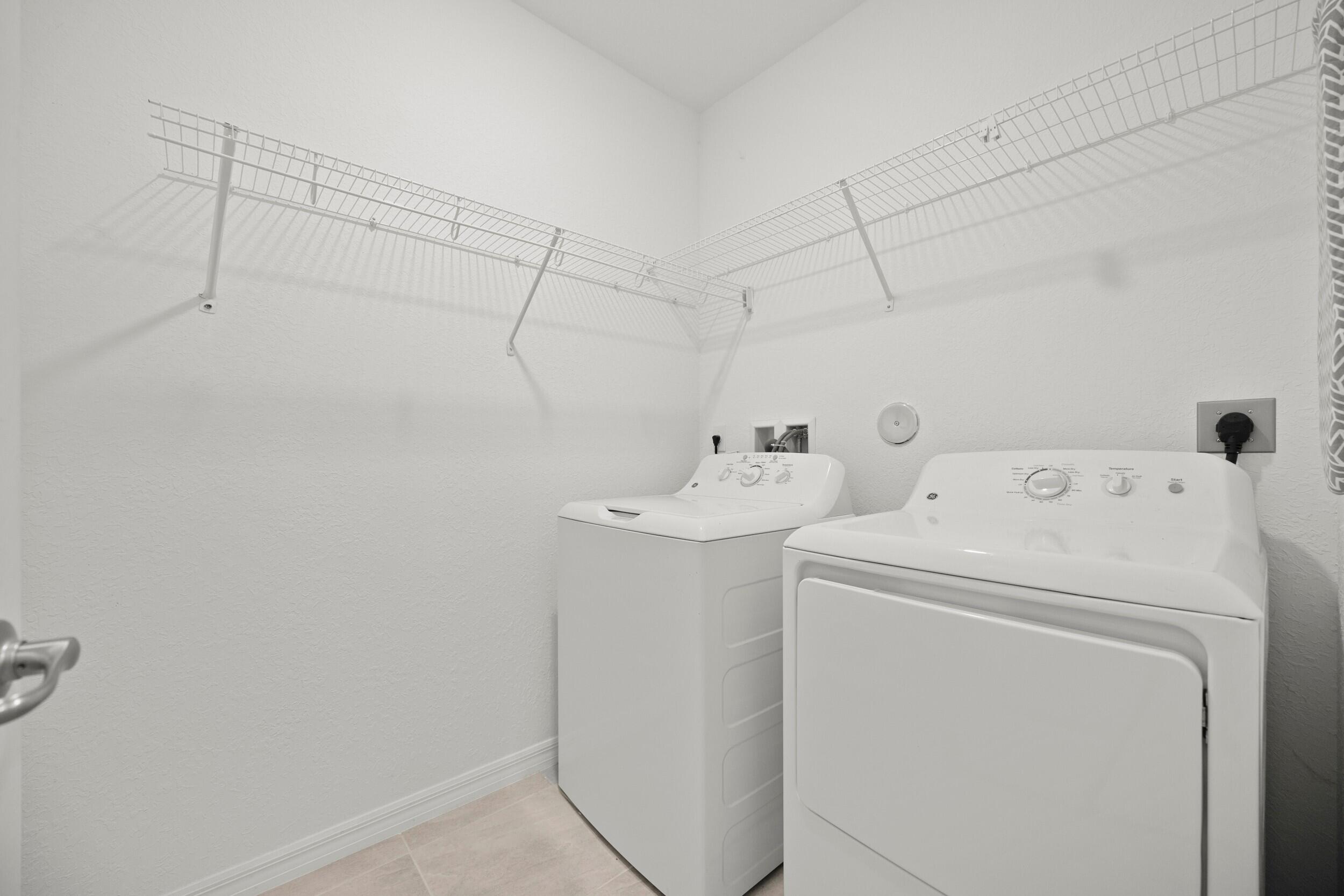 WATERSTONE - Residential