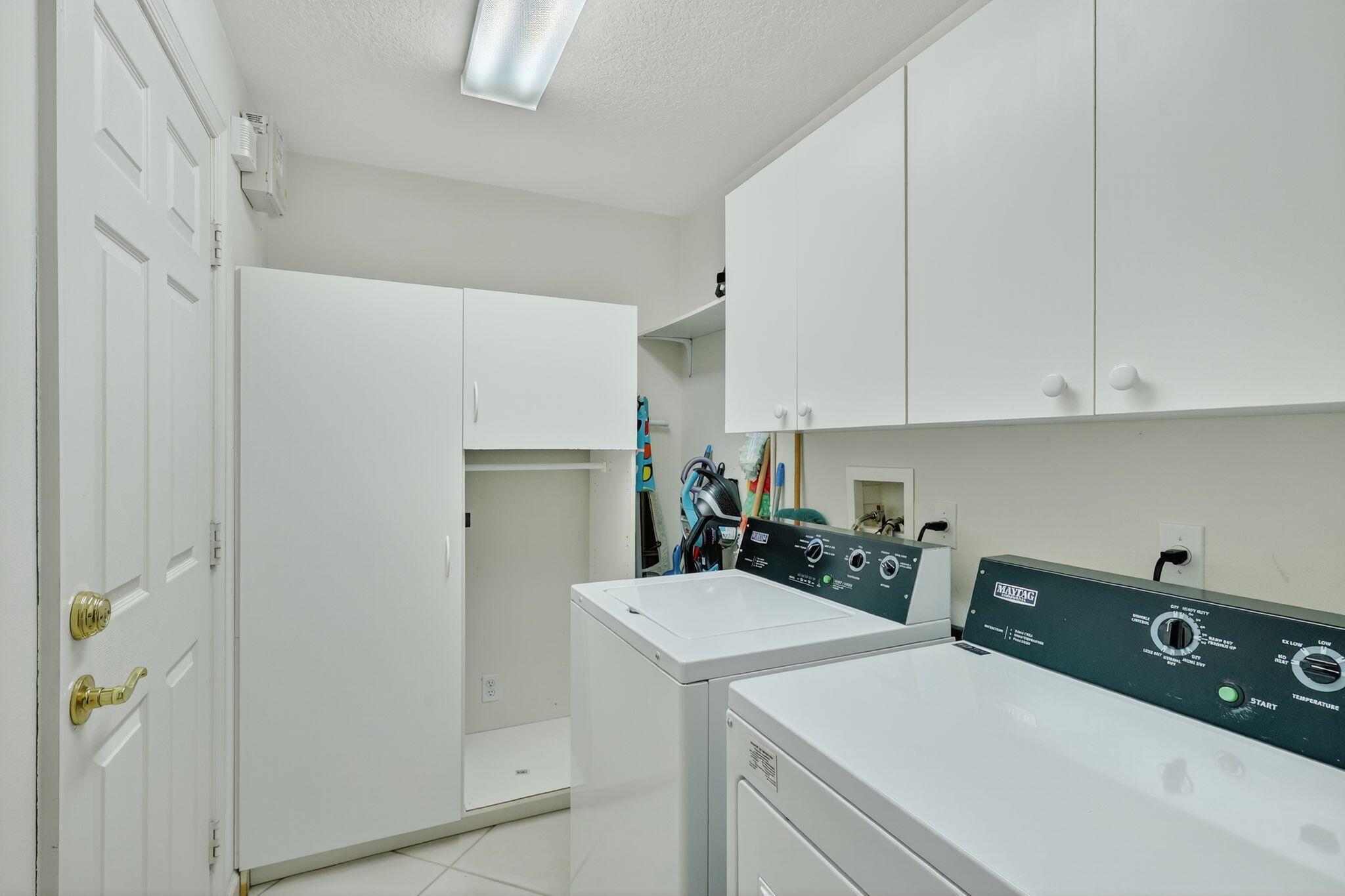 CASCADES AT ST LUCIE WEST - Residential