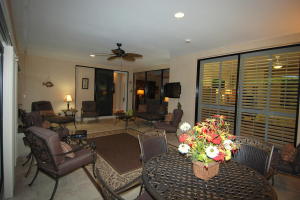 WINDRIFT AT JONATHANS LANDING - Residential