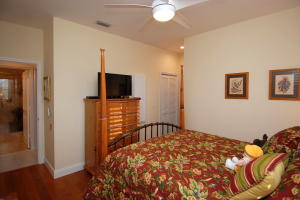 WINDRIFT AT JONATHANS LANDING - Residential