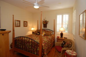 WINDRIFT AT JONATHANS LANDING - Residential