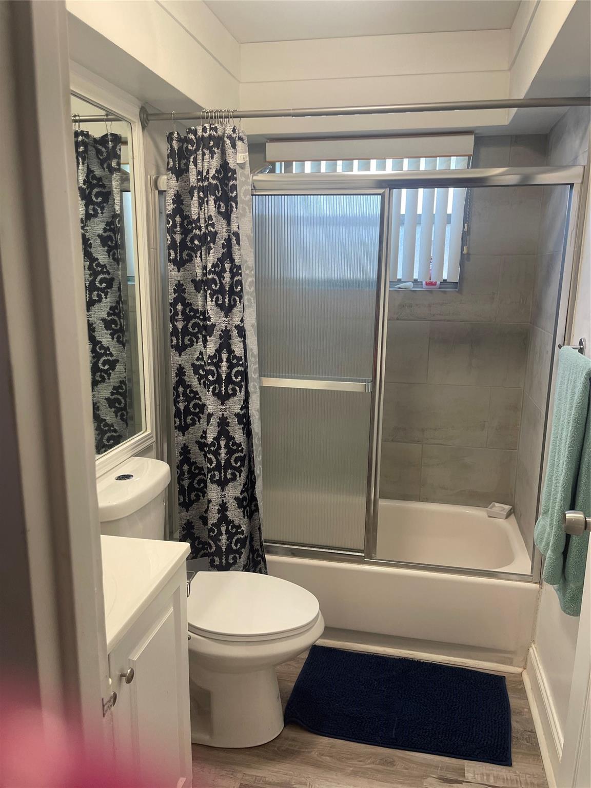 KINGS POINT - Residential Lease