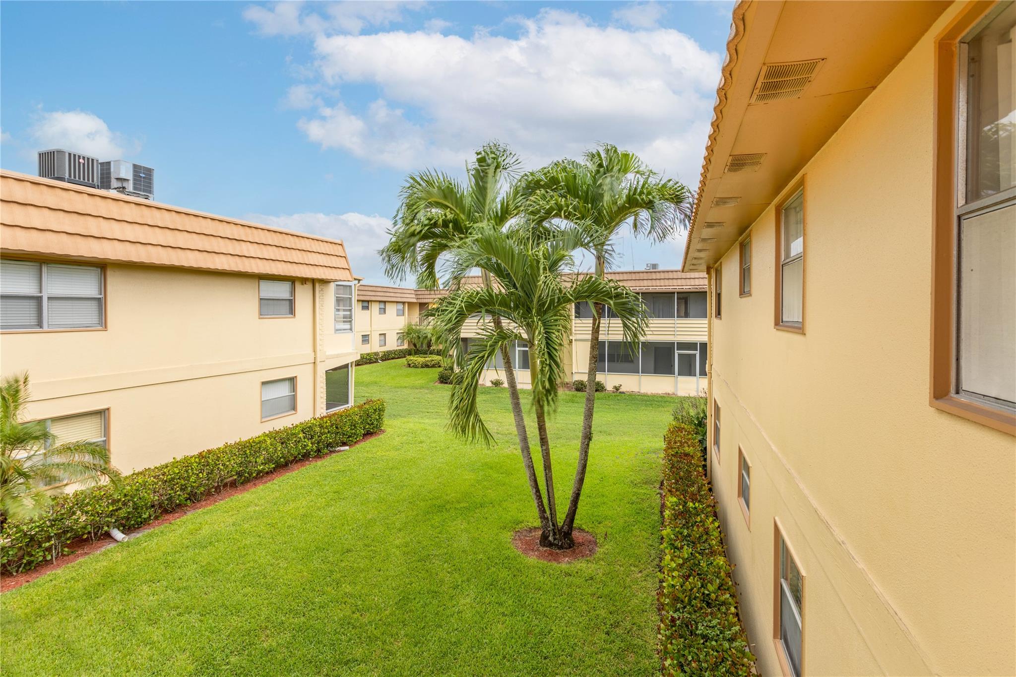 KINGS POINT - Residential Lease