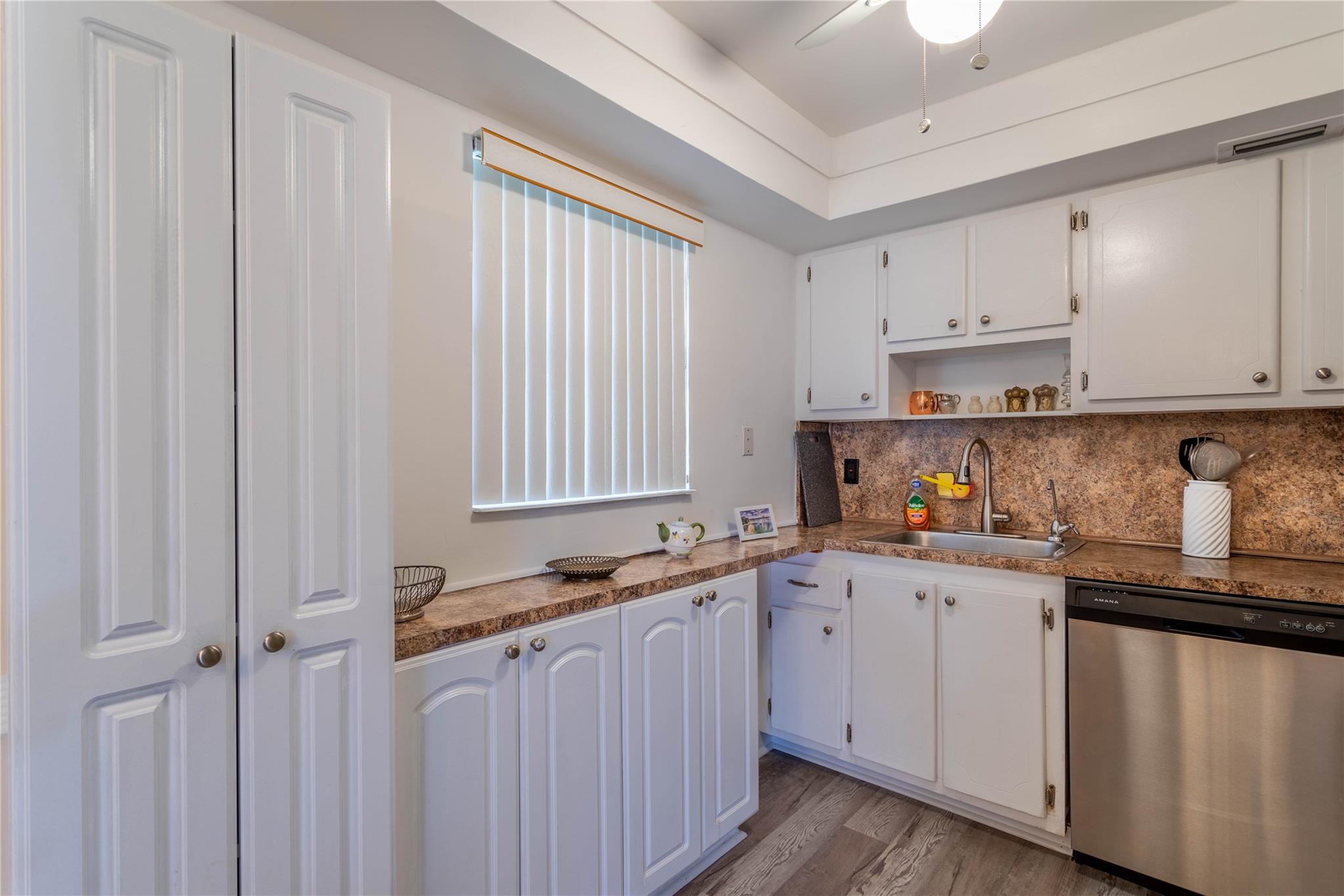 KINGS POINT - Residential Lease