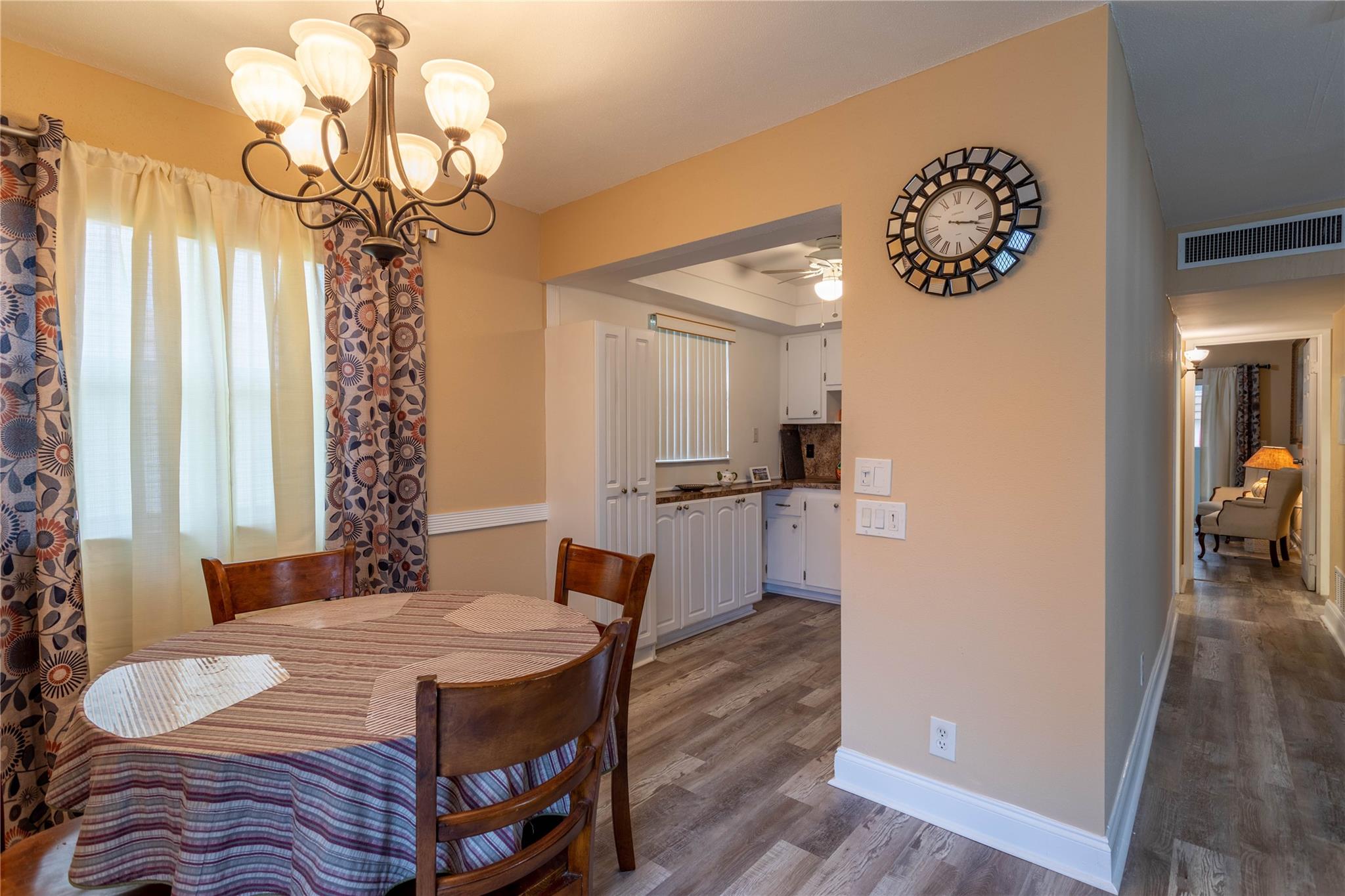 KINGS POINT - Residential Lease