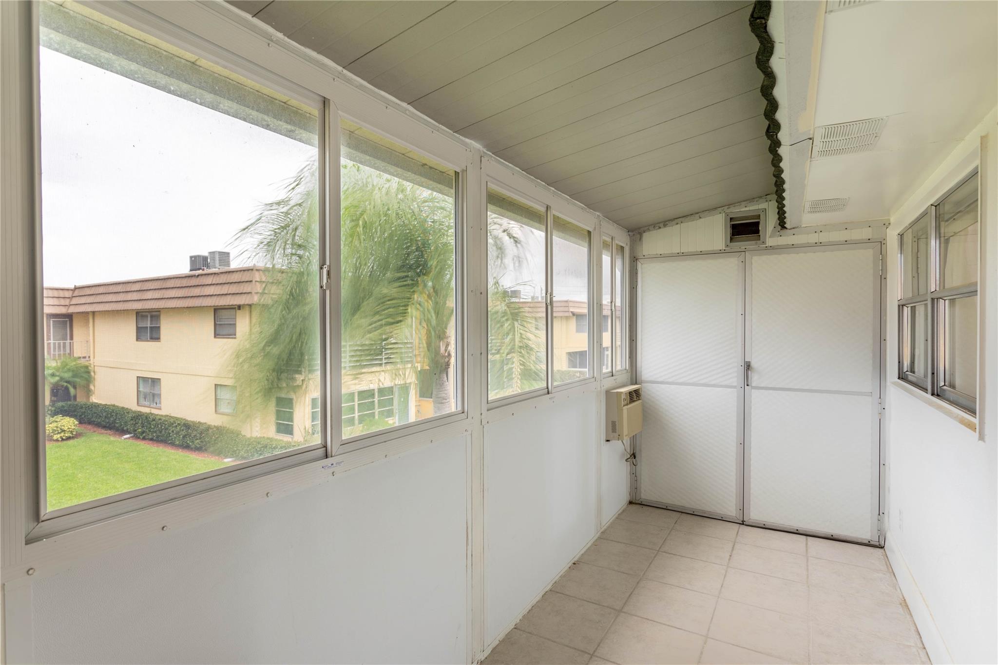 KINGS POINT - Residential Lease