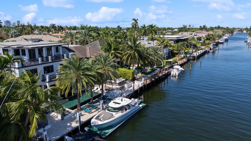 Photo of 720 Isle Of Palms Drive, Fort Lauderdale, FL 33301 (MLS # B26013188)