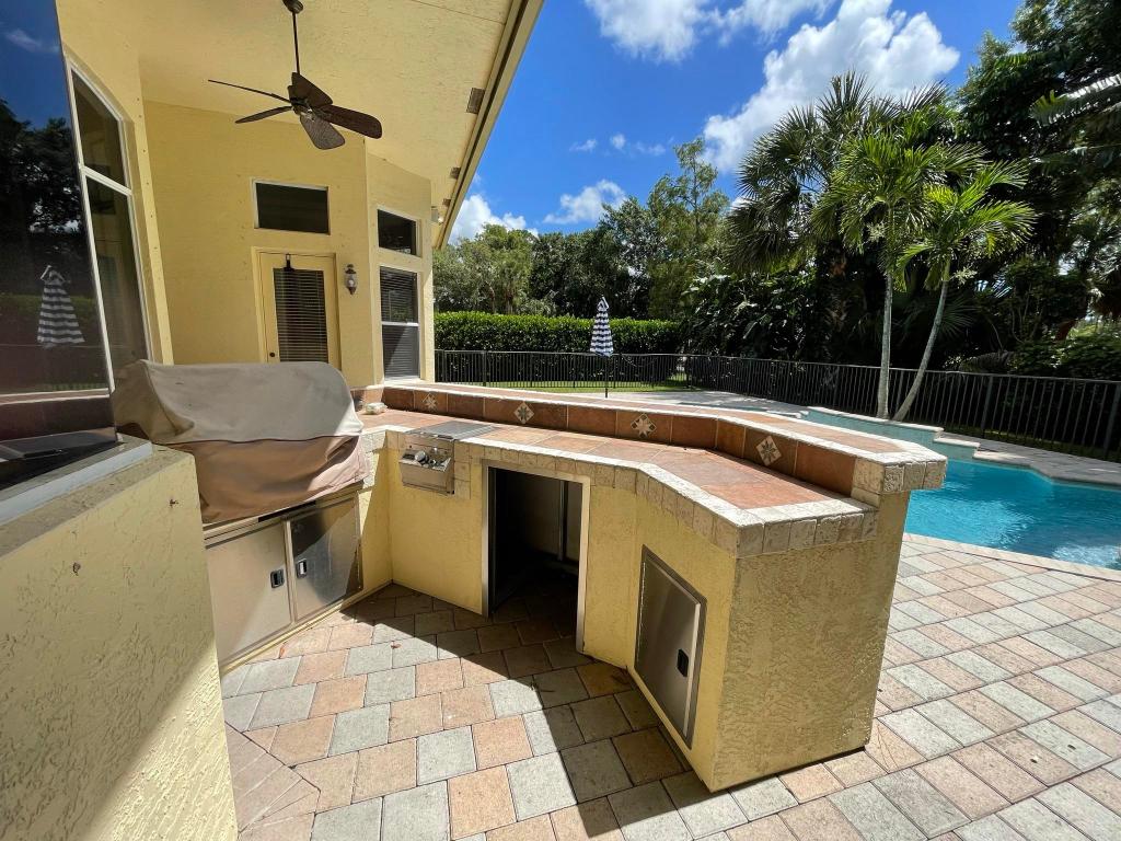 BINKS ESTATES - Residential Lease