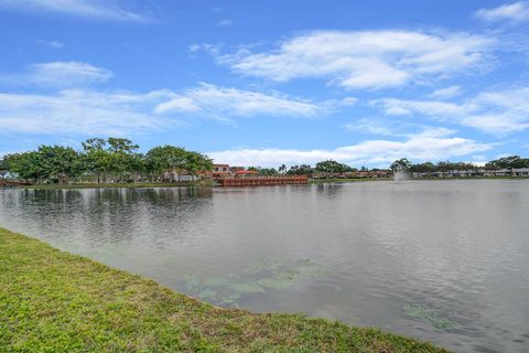 A home in Lake Worth