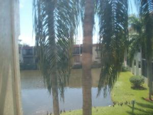 ISLAND HOUSE CONDOMINIUM - Residential