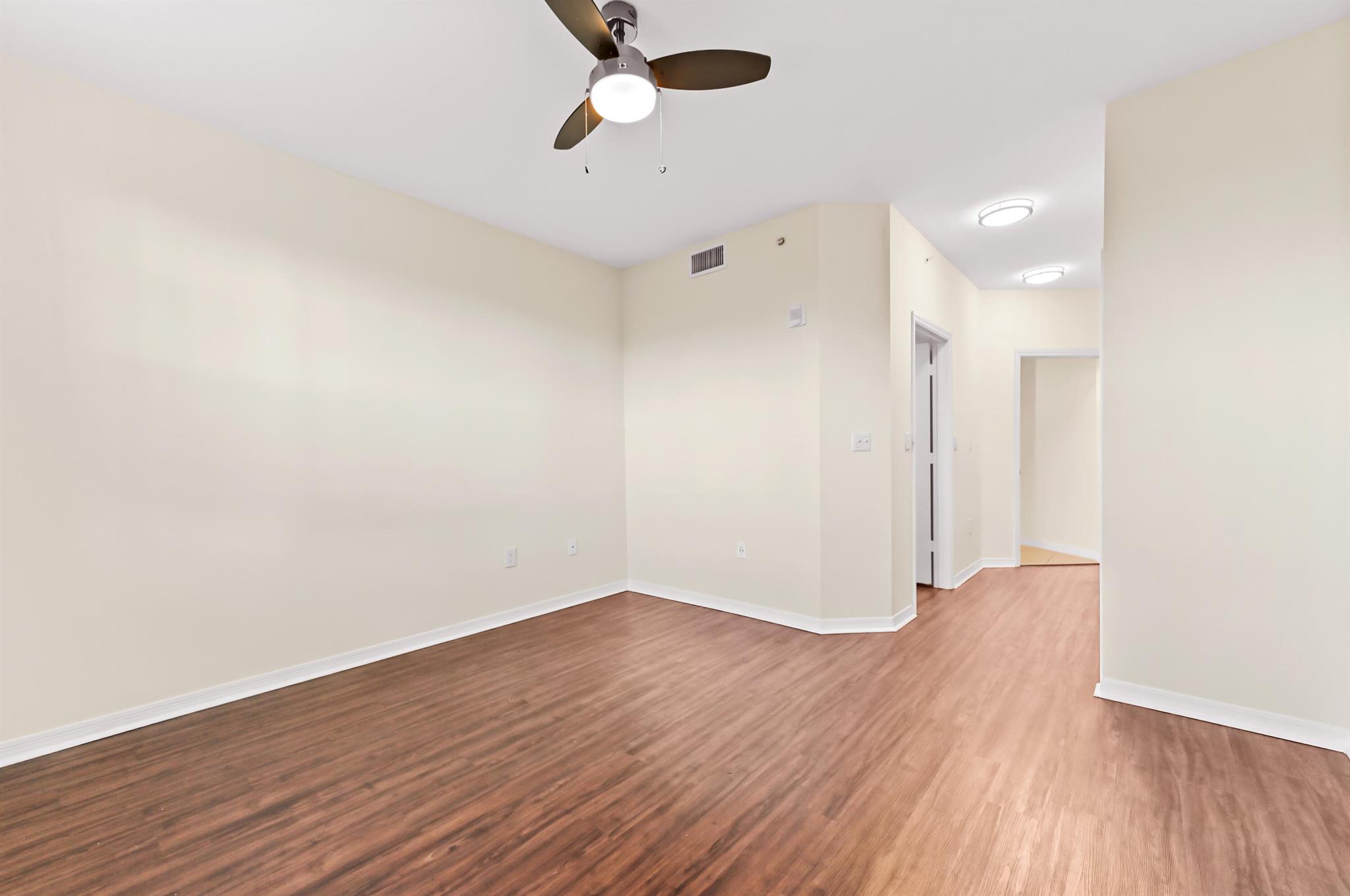 MURANO AT DELRAY BEACH CO - Residential Lease