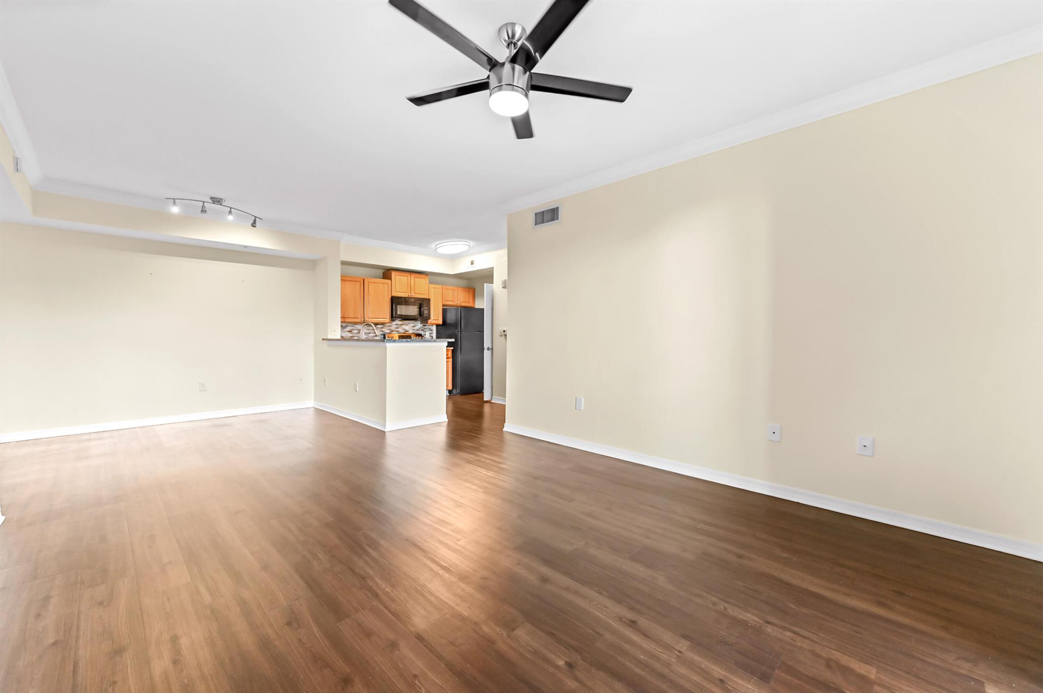 MURANO AT DELRAY BEACH CO - Residential Lease