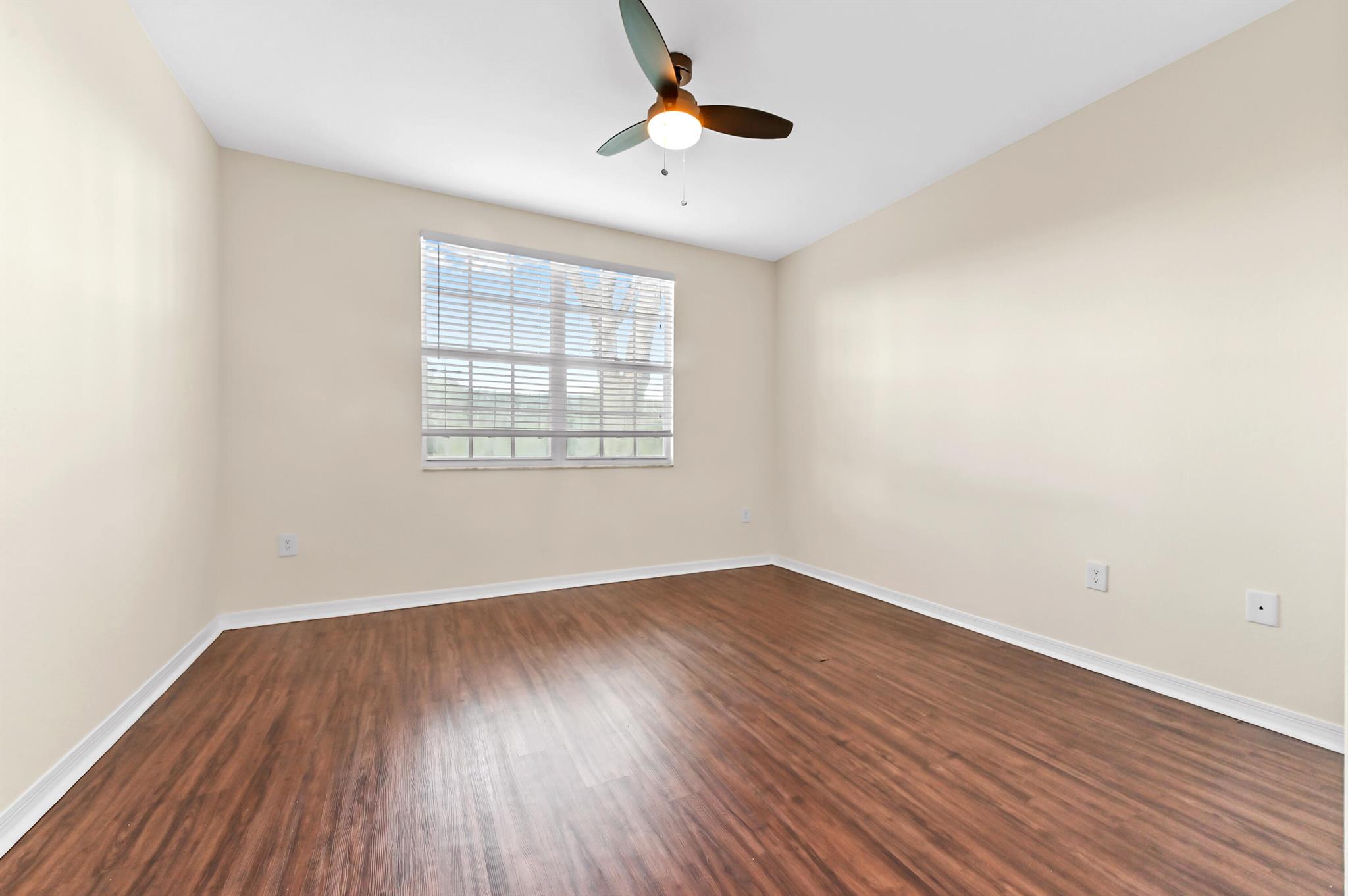 MURANO AT DELRAY BEACH CO - Residential Lease