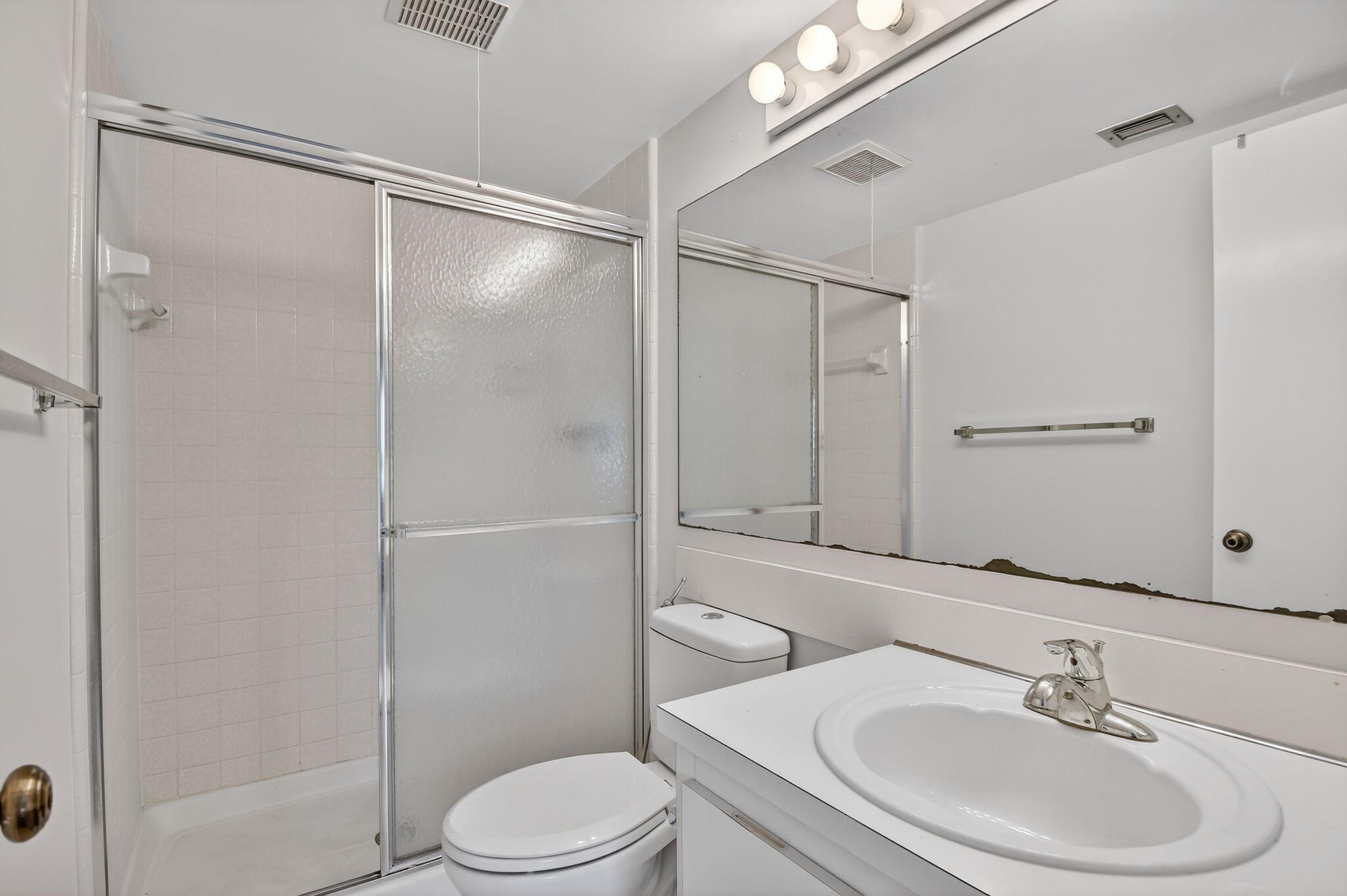 PINE RIDGE AT HAVERHILL COND - Residential Lease