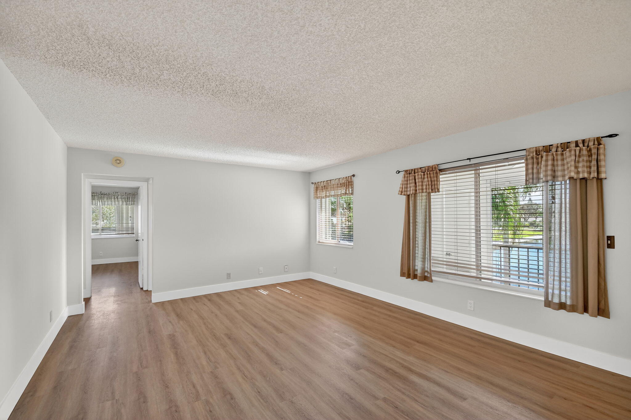 PINE RIDGE AT HAVERHILL COND - Residential Lease