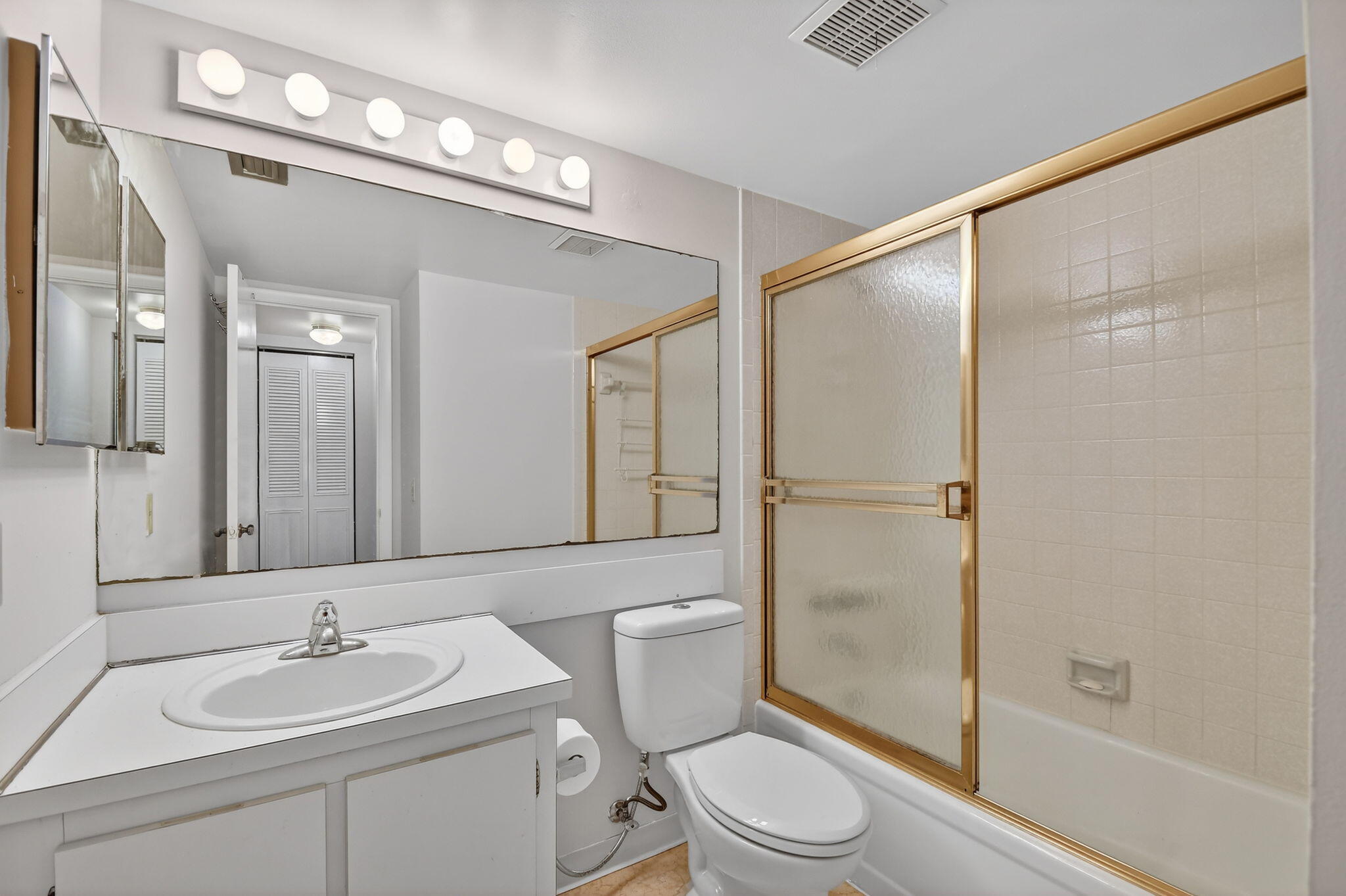 PINE RIDGE AT HAVERHILL COND - Residential Lease