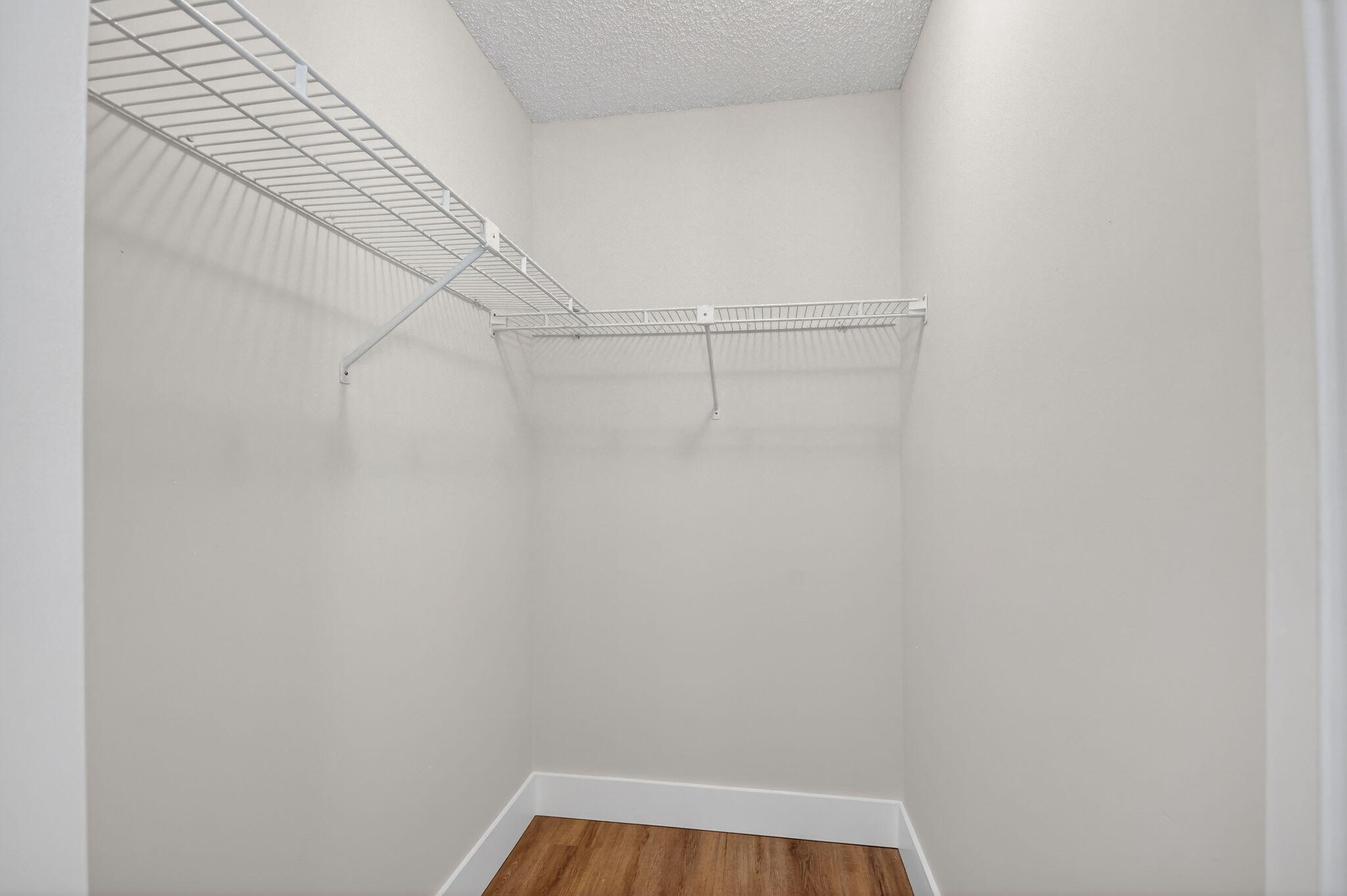 PINE RIDGE AT HAVERHILL COND - Residential Lease