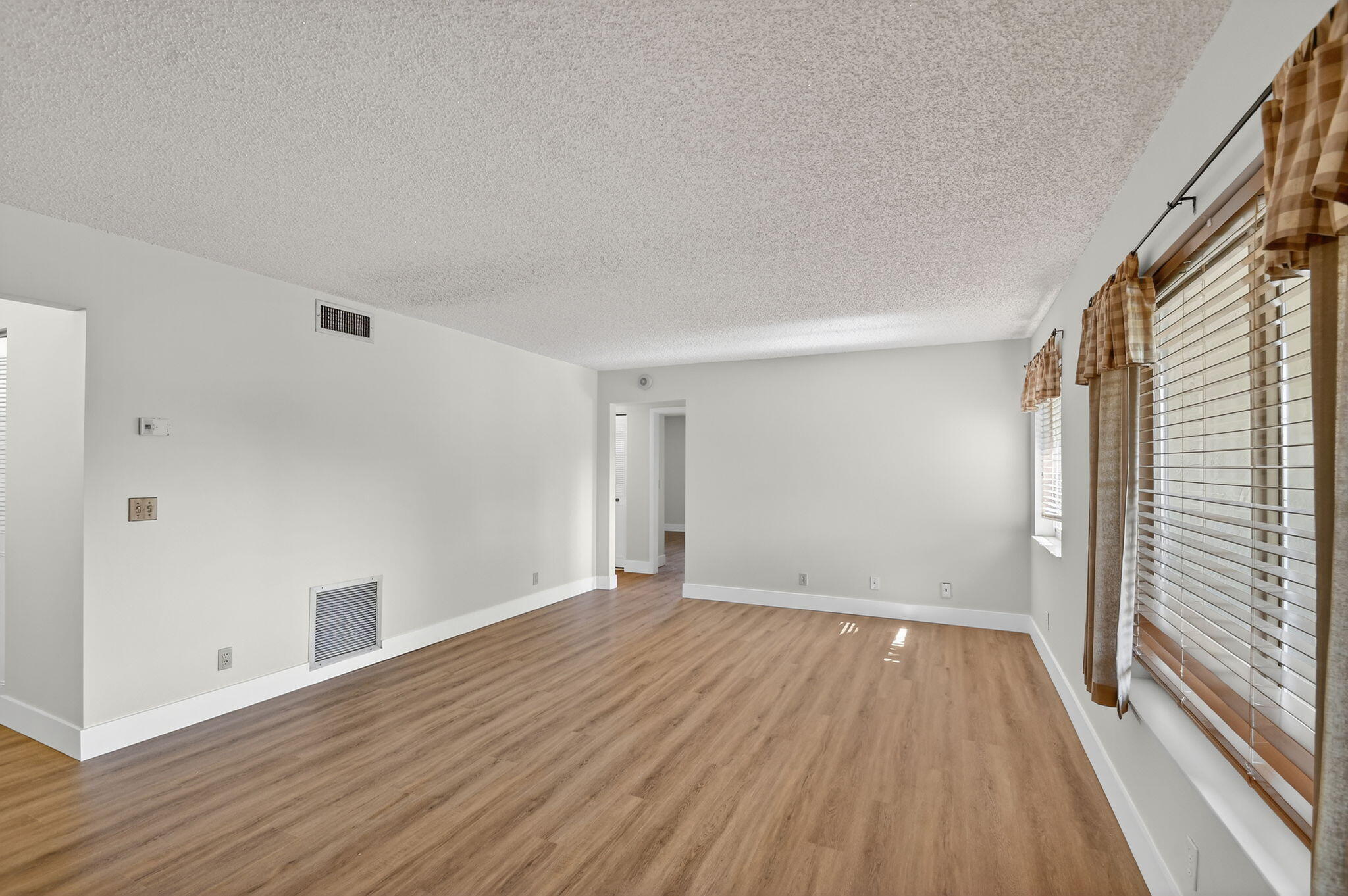 PINE RIDGE AT HAVERHILL COND - Residential Lease