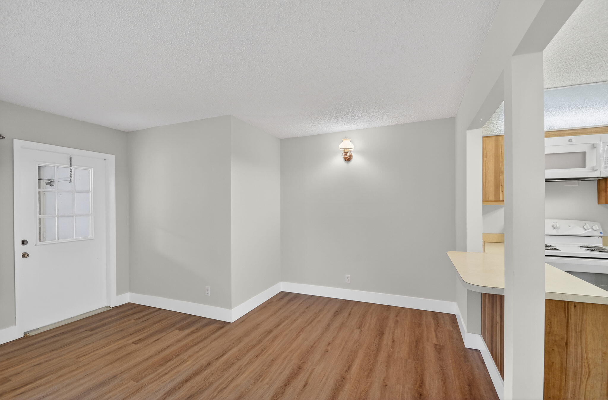 PINE RIDGE AT HAVERHILL COND - Residential Lease