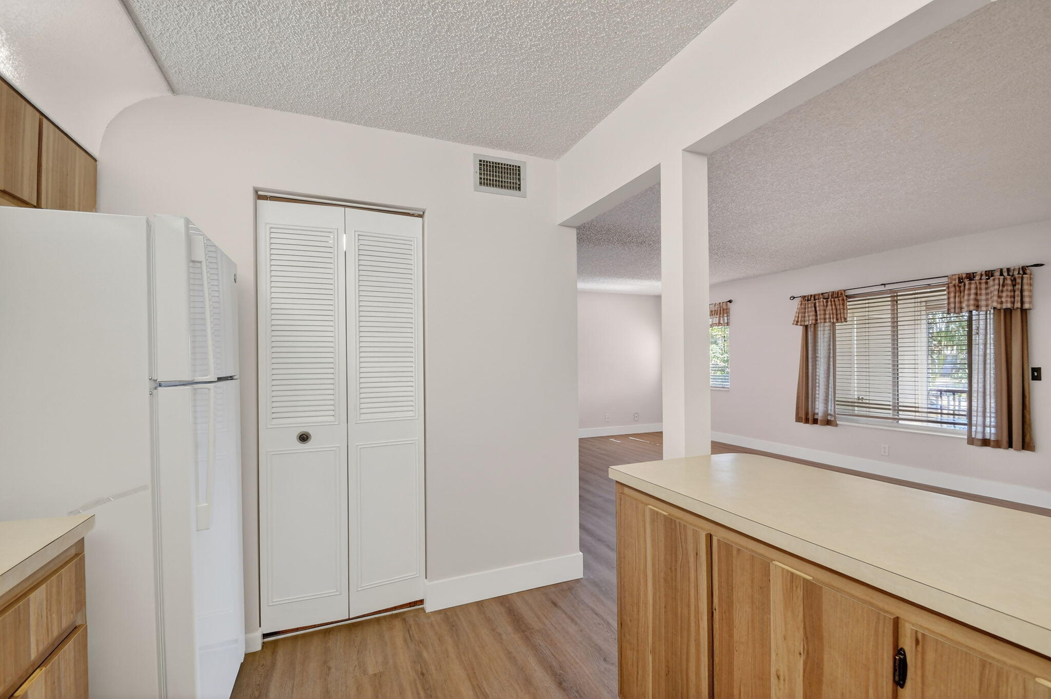 PINE RIDGE AT HAVERHILL COND - Residential Lease