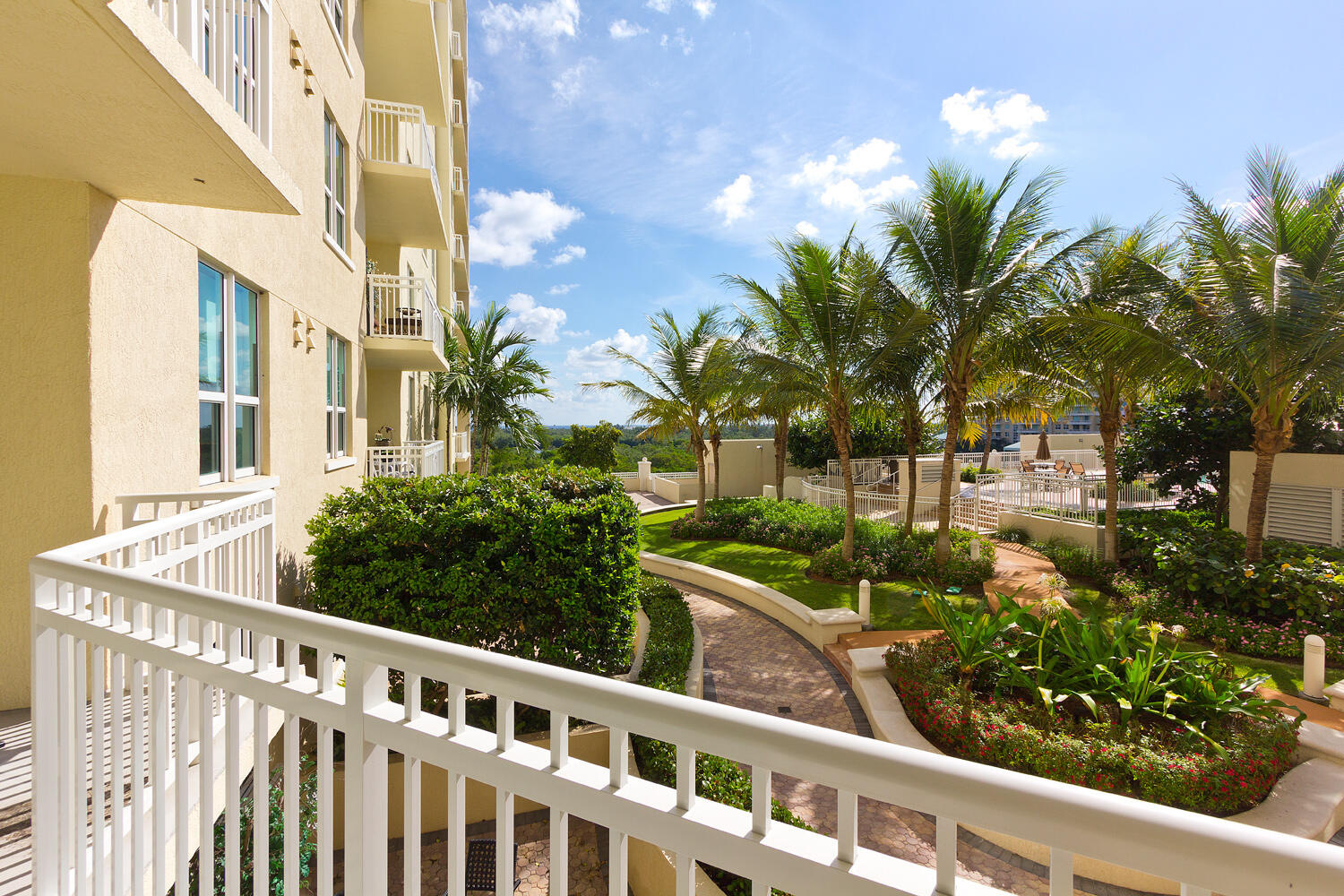 CASA COSTA CONDO - Residential