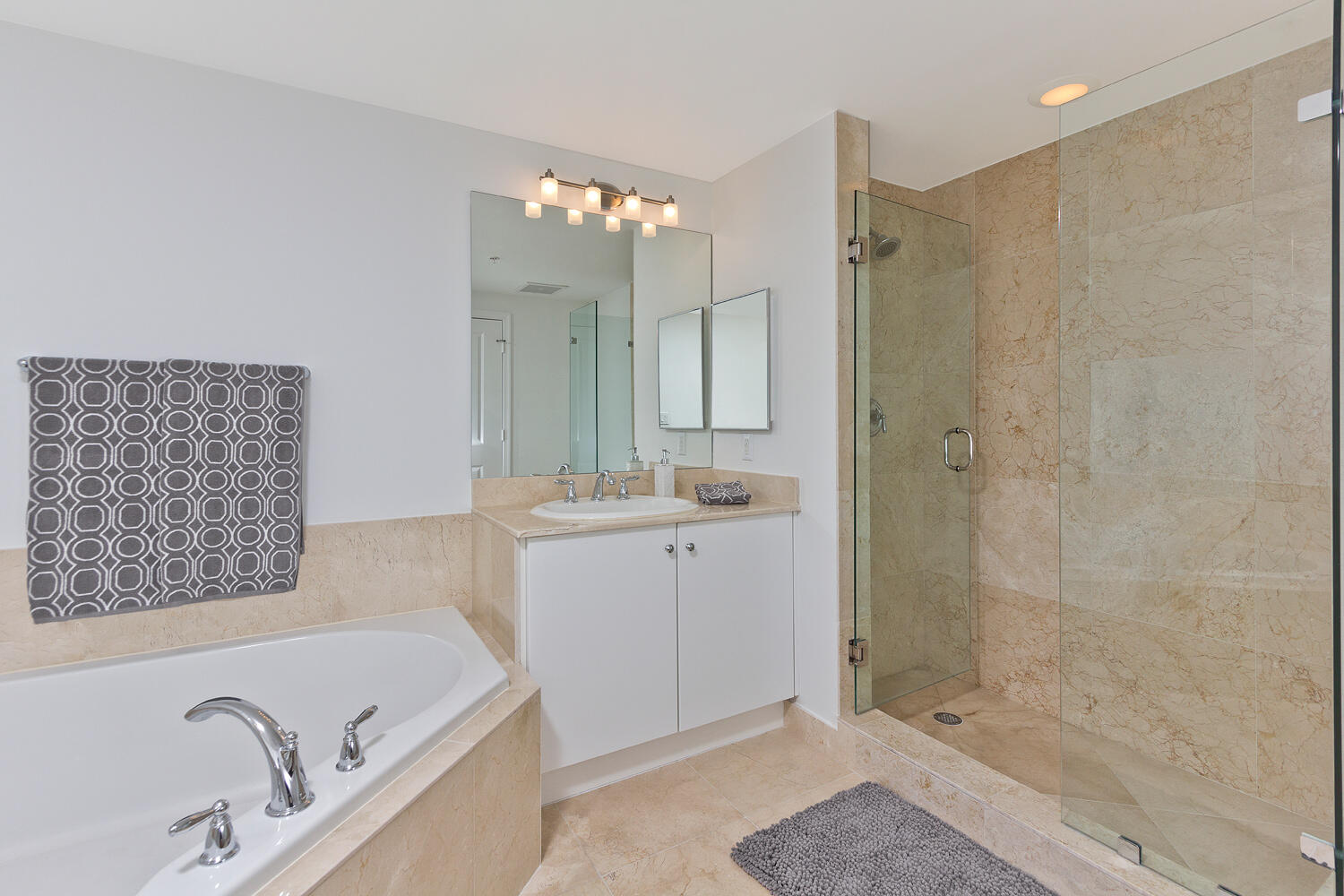 CASA COSTA CONDO - Residential