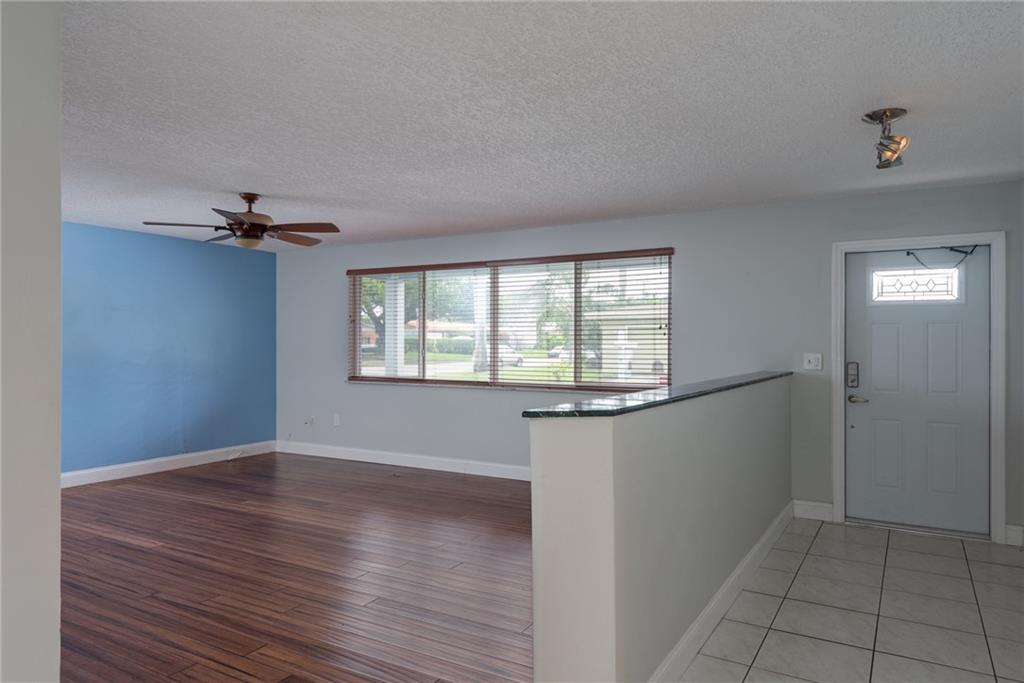 Hollywood Lakes Sec 1-32 - Residential