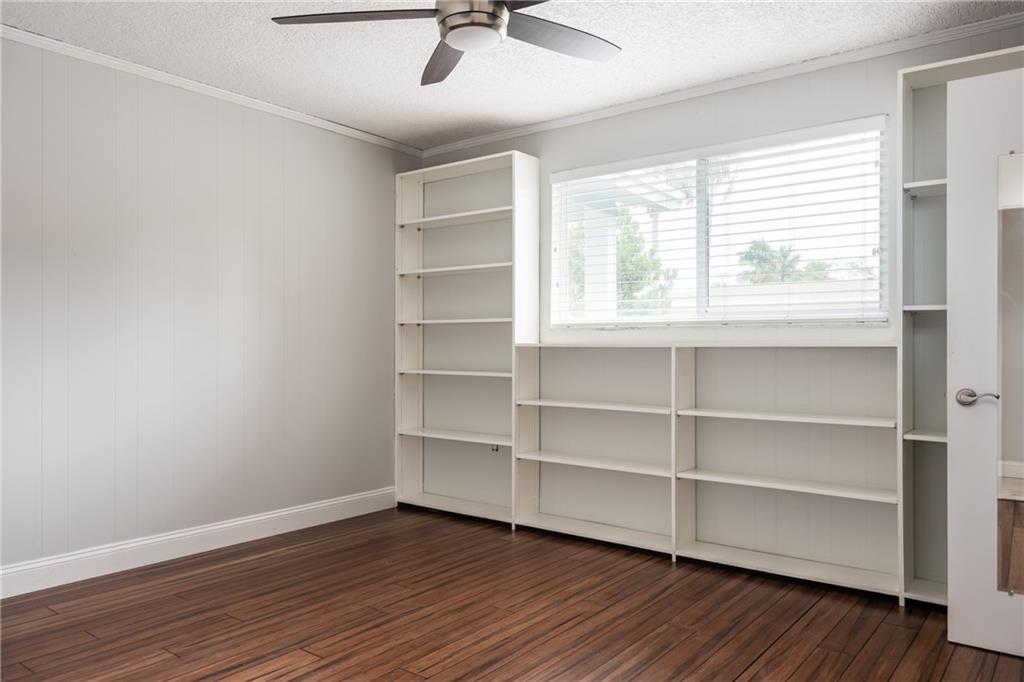 Hollywood Lakes Sec 1-32 - Residential