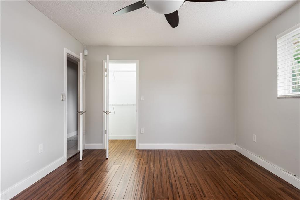 Hollywood Lakes Sec 1-32 - Residential