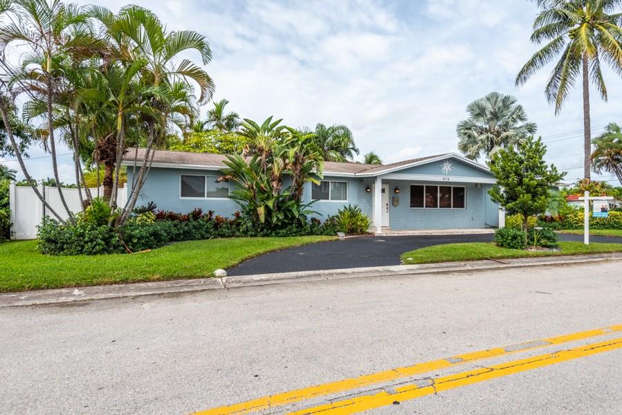 Hollywood Lakes Sec 1-32 - Residential