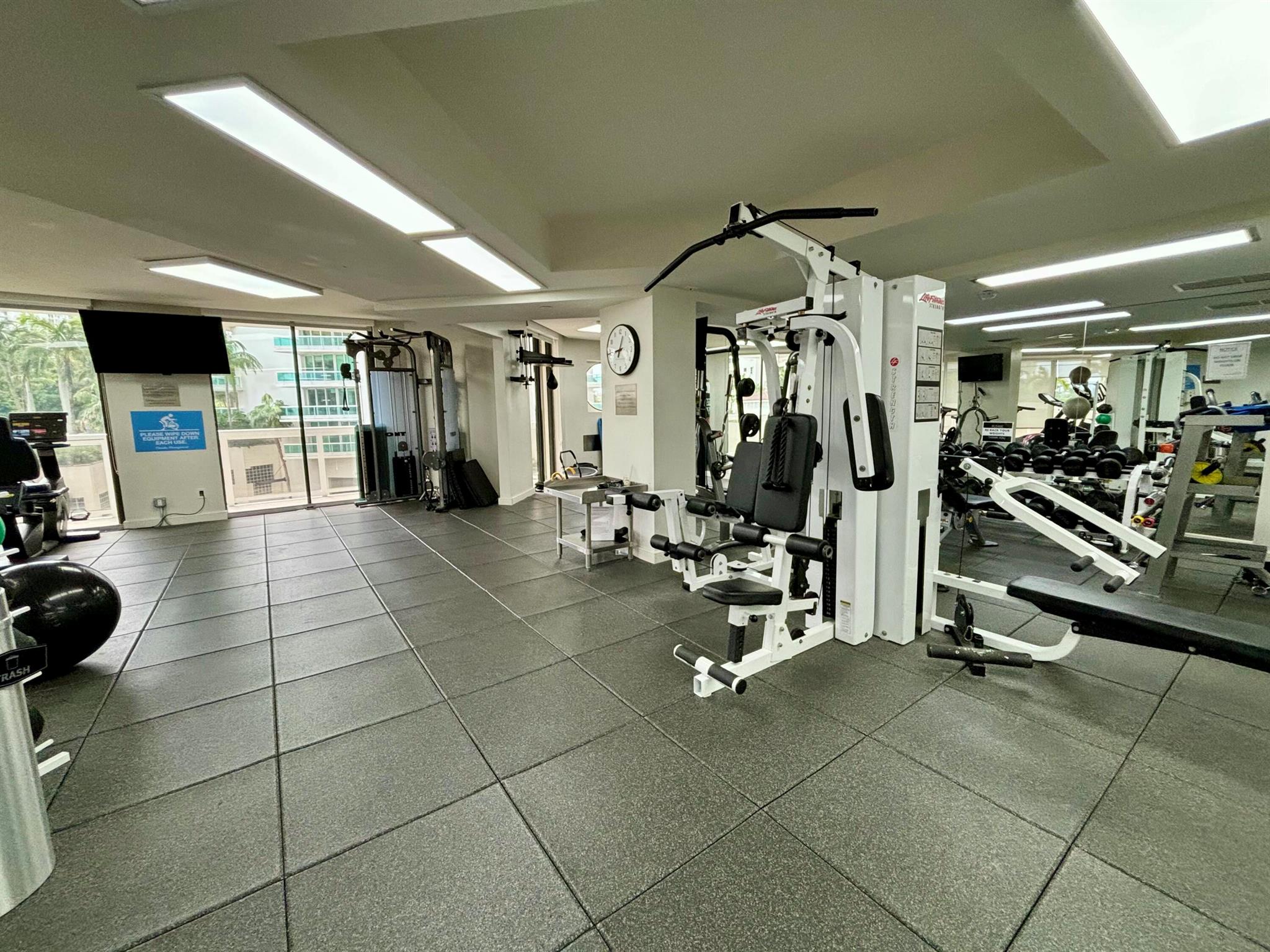 THE LANDMARK CONDO - Residential Lease