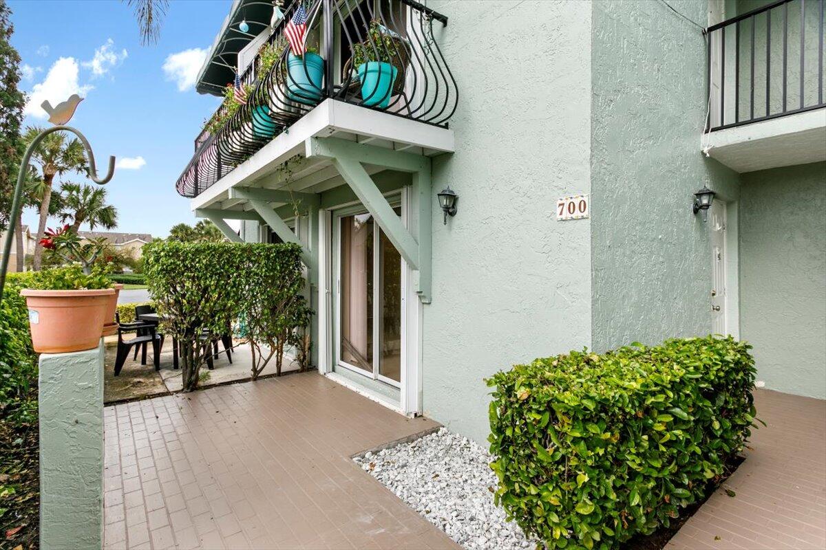 WATERSIDE VILLAGE OF PALM BEACH CONDO - Residential