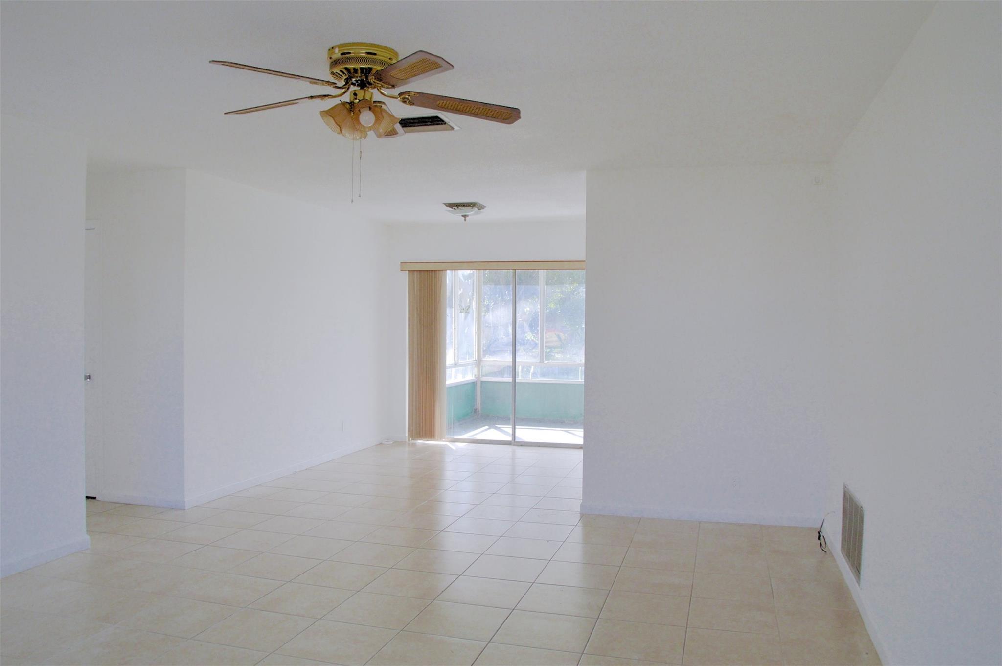 Mainlands Of Tamarac Lake - Residential