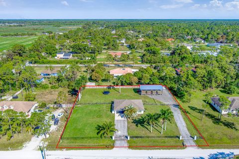 A home in Loxahatchee