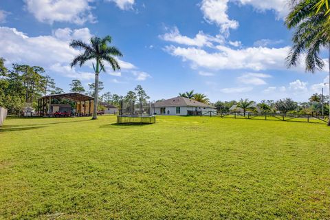 A home in Loxahatchee