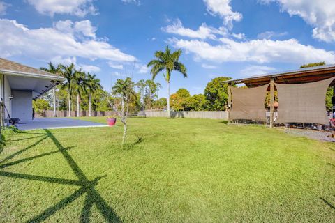 A home in Loxahatchee