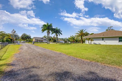 A home in Loxahatchee