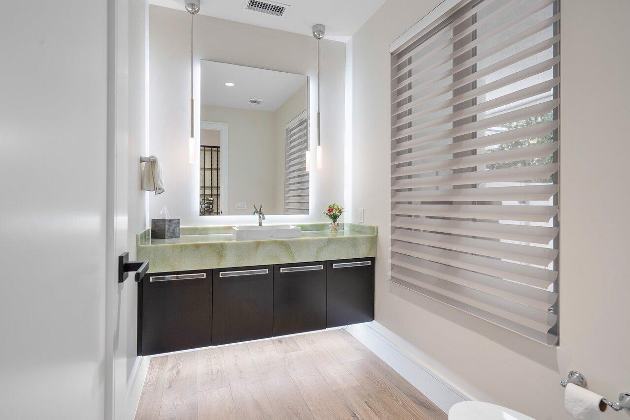 SAILFISH POINT - Residential