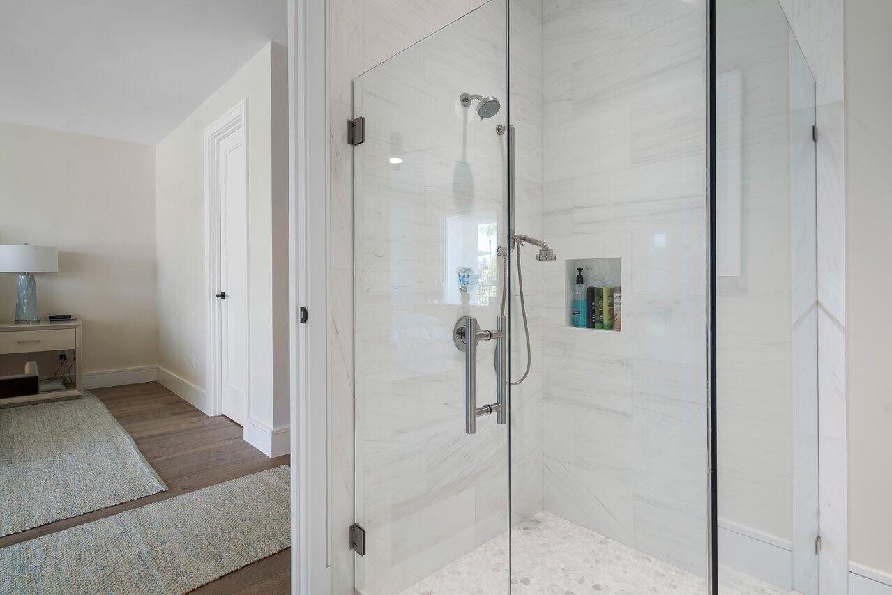 SAILFISH POINT - Residential