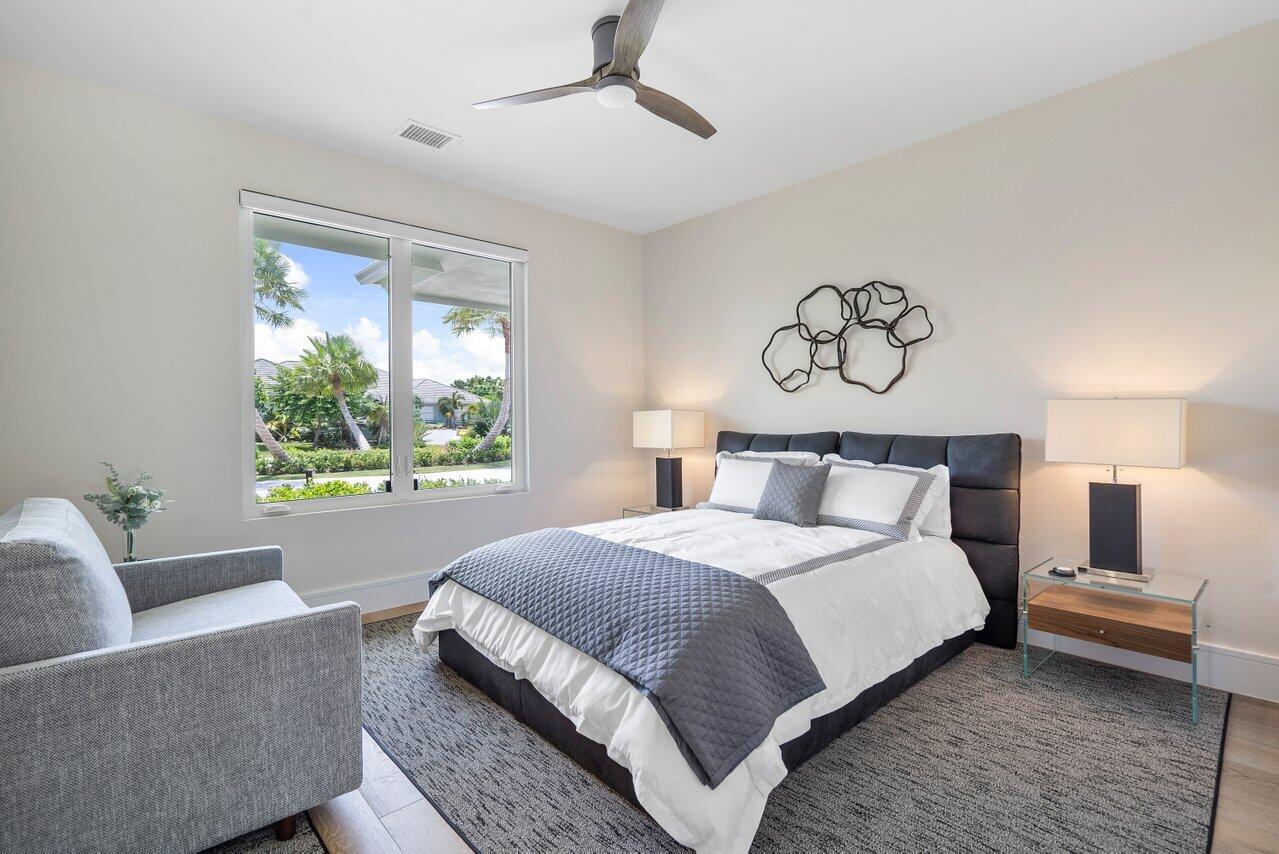 SAILFISH POINT - Residential